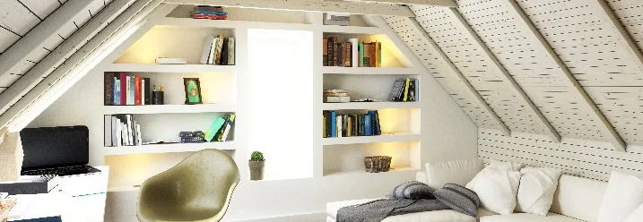 Gemütliches Dachgeschosszimmer mit Sitzecke